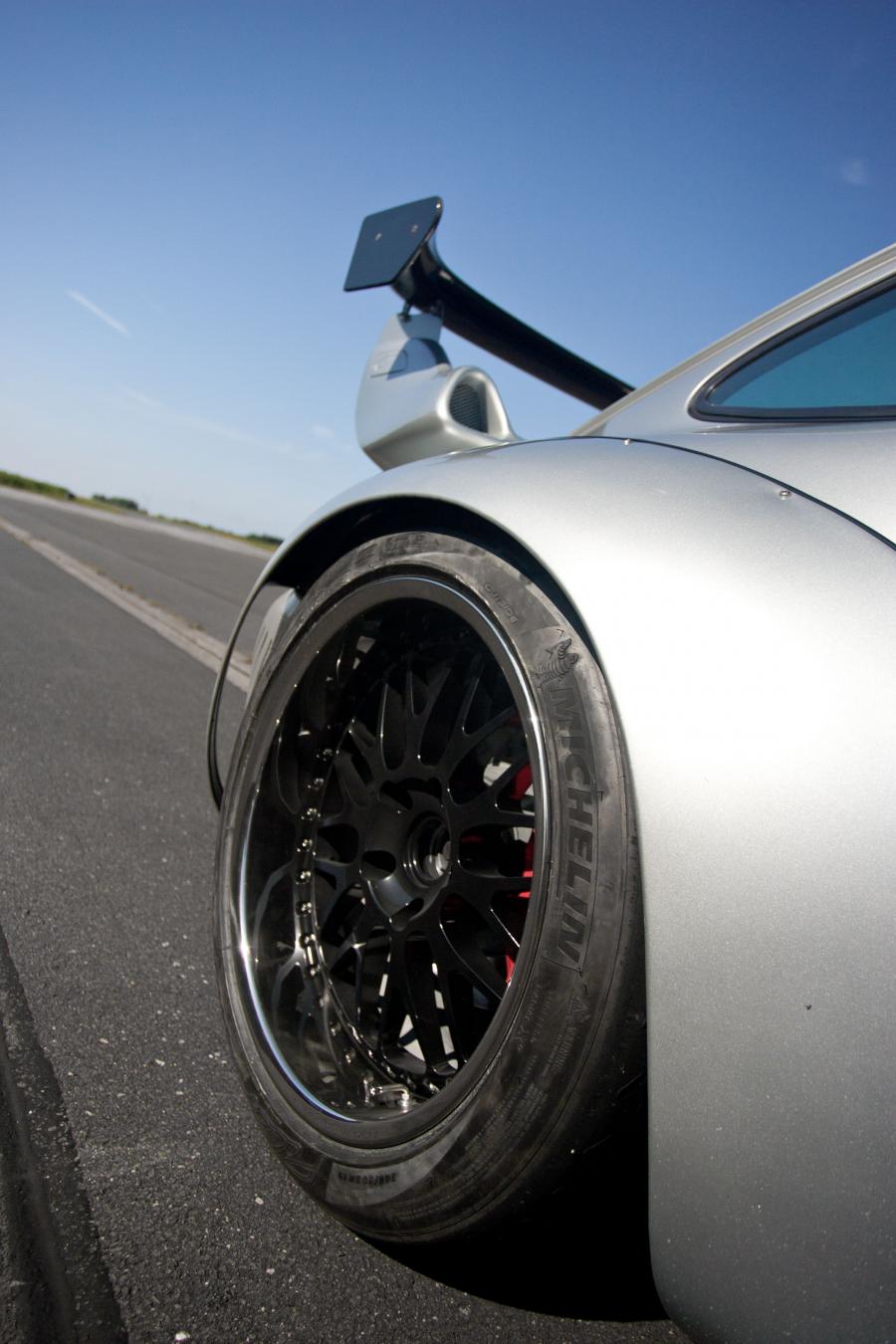  Porsche 911 MC600 by McChip-DKR 2012 года  (фото 7 из 14)